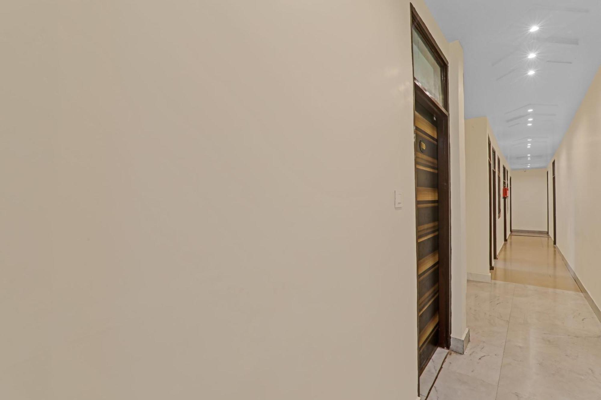 Collection O Hotel Marigold Kanpur Exterior photo