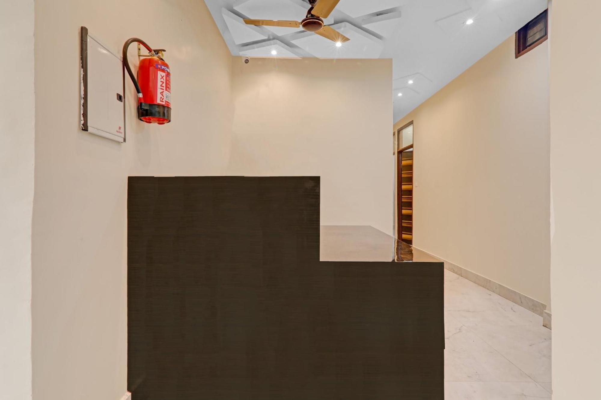 Collection O Hotel Marigold Kanpur Exterior photo